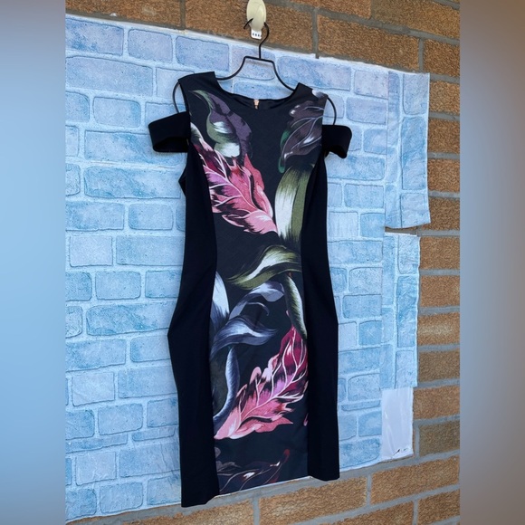 TED BAKER Black Floral Jacquard Eden
Dress size 1 / small - Picture 3 of 12